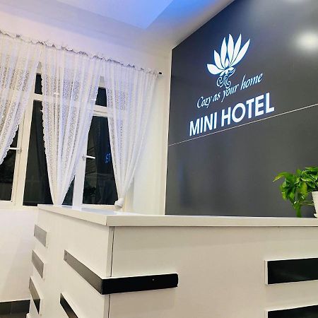 Hotel Mini Phu Tho Eksteriør bilde